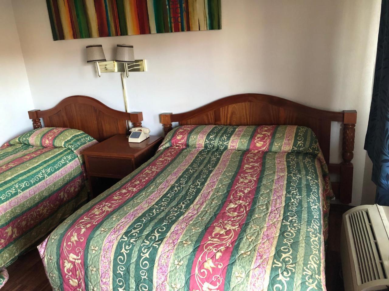 America'S Best Travel Inn Рино Екстериор снимка